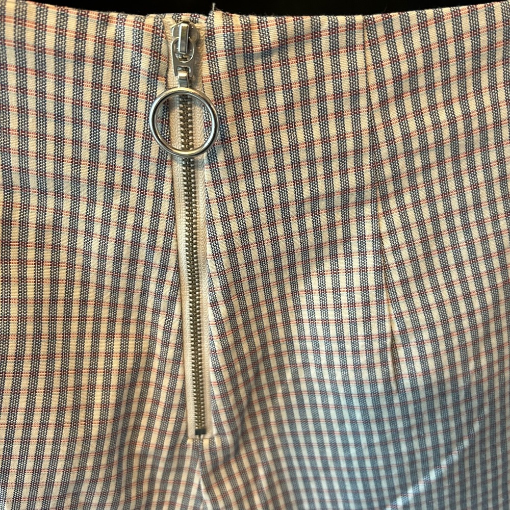 Urban Outfitters High Waisted Plaid Shorts Size Small - Picture 6 of 12